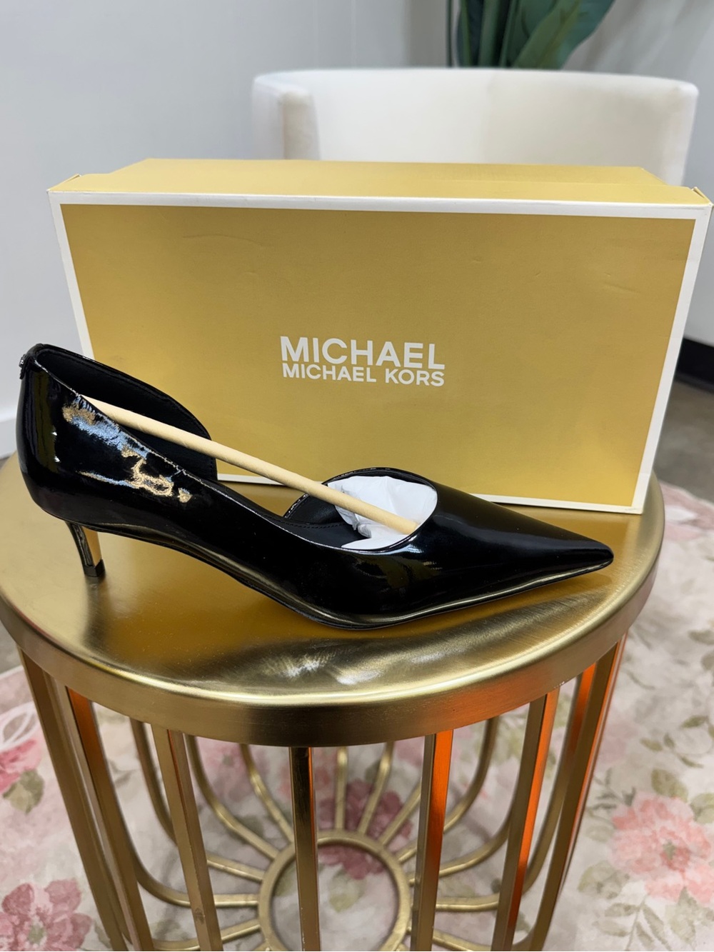 Michael Kors Elyse Black Patent Leather D’Orsay Kitten Heel Pumps 7.5